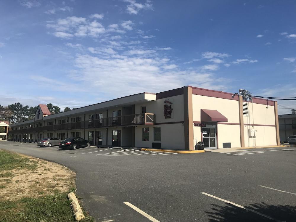 Red Roof Inn Fredericksburg South Exterior photo