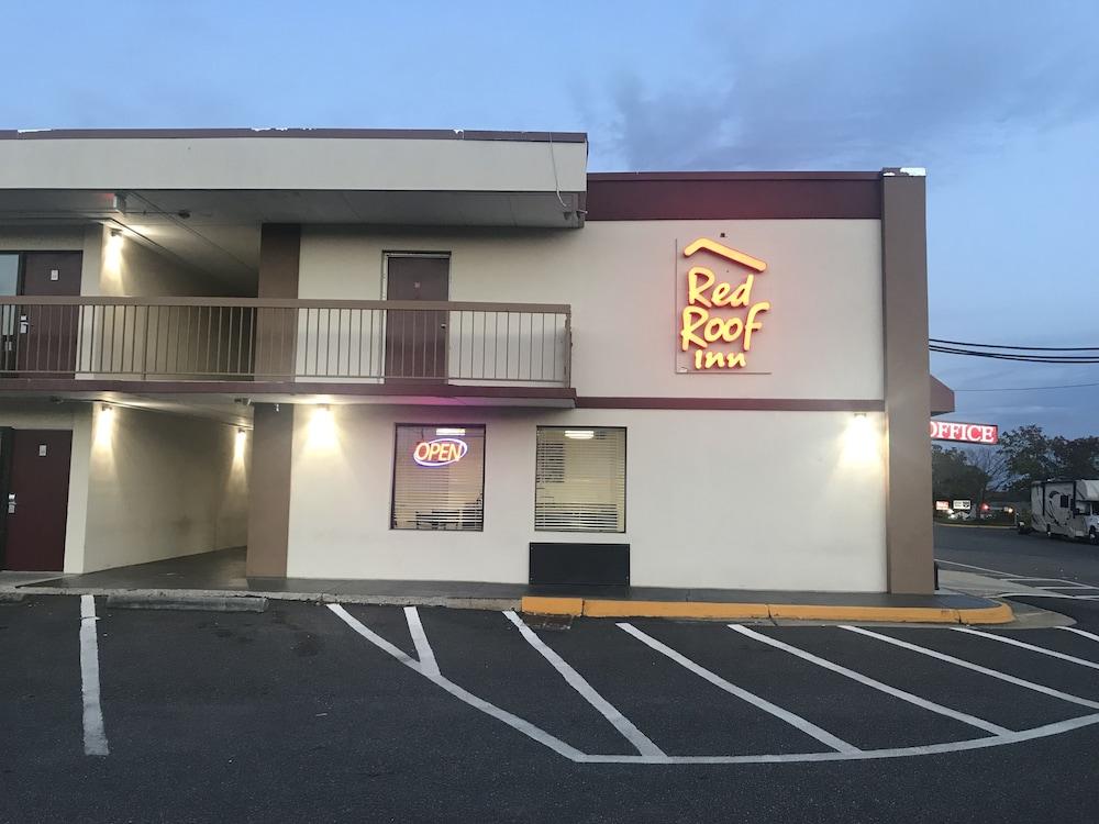 Red Roof Inn Fredericksburg South Exterior photo